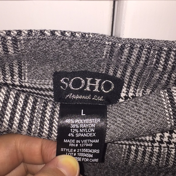 Skirt - Picture 2 of 2